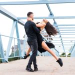 Cum să înveți să dansezi salsa în doar câteva zile