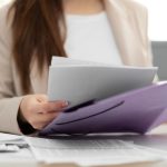Cum să folosești AI pentru traducerea documentelor juridice