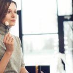 Cum să aplici corect primer-ul pentru un machiaj rezistent
