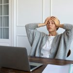 Cum să recunoști și să previi burnout-ul fizic și mental