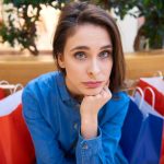 Cum să-ți alegi hainele în funcție de tipul și tonul pielii tale