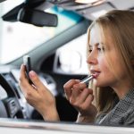 Cum folosești corect frâna și accelerația în ambuteiaj